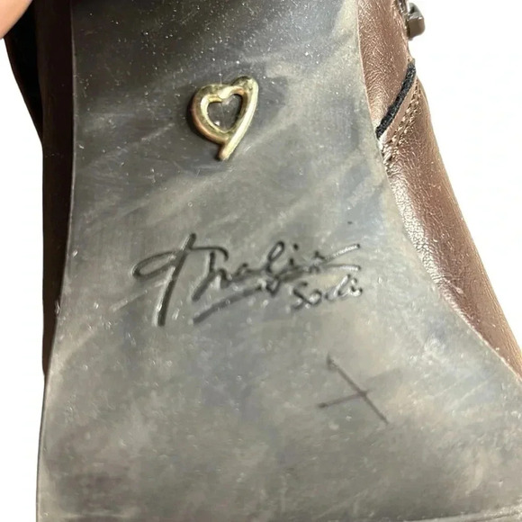 Thalia Sodi ankle booties woman 9M .Brown square heel ,round toe, EC - Picture 12 of 16